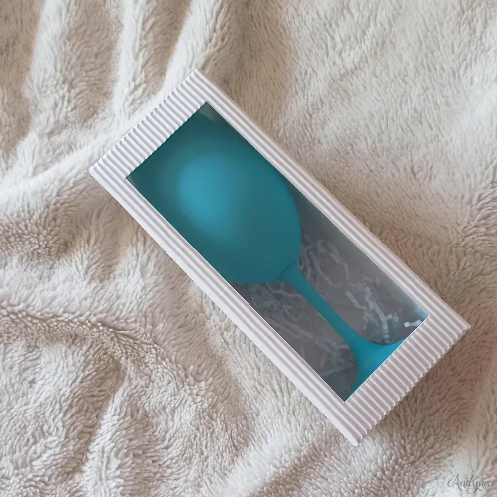 Tyrkysová Kolorka Pička