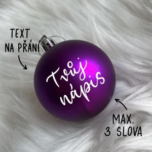 Vánoční baňka fialová plastová, TEXT NA PŘÁNÍ, průměr 6 cm